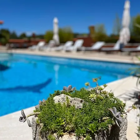 Gorana Apartman With Swimming Pool Apartmán *